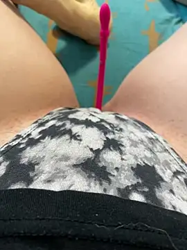 Snapshot of katcclovea chatting on 03/16/25, 05:03 katcclovea online show from 03/16/25, 05:03