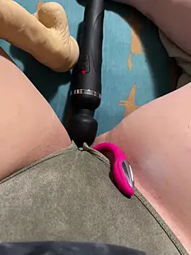 katcclovea online show from 03/31/26, 05:57