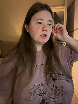 remirann  online show from 02/04/25, 07:00