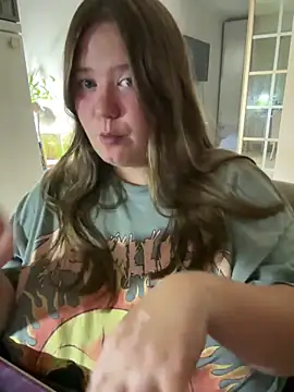 remirann  online show from 09/10/25, 06:19