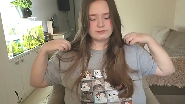 remirann  online show from 12/04/25, 12:25