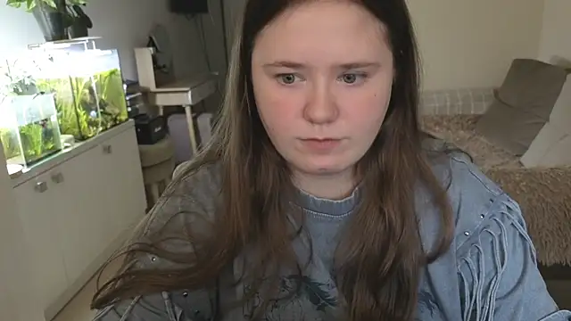 remirann  online show from 12/18/25, 12:33