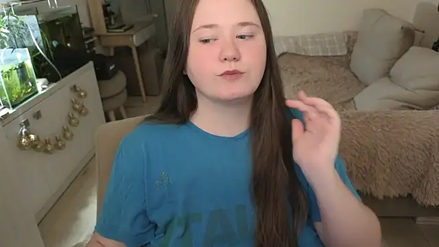 remirann  online show from 03/16/26, 10:41