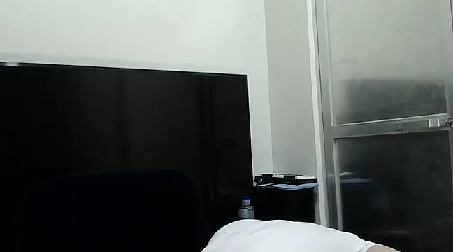 Snapshot of alfonsoasiancutie chatting on 12/28/24, 10:14 alfonsoasiancutie online show from 12/28/24, 10:14