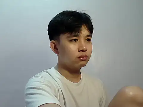 Snapshot of alfonsoasiancutie chatting on 10/26/25, 09:26 alfonsoasiancutie online show from 10/26/25, 09:26