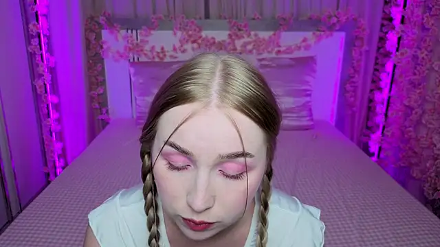 LilyStarlight online show from 07/09/26, 03:32