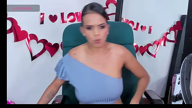 MaiaPetitte  online show from 02/16/26, 11:56