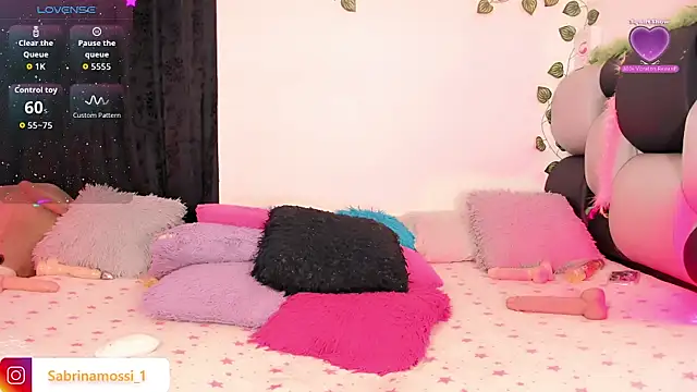 sabrinamossii online show from 06/02/26, 07:32