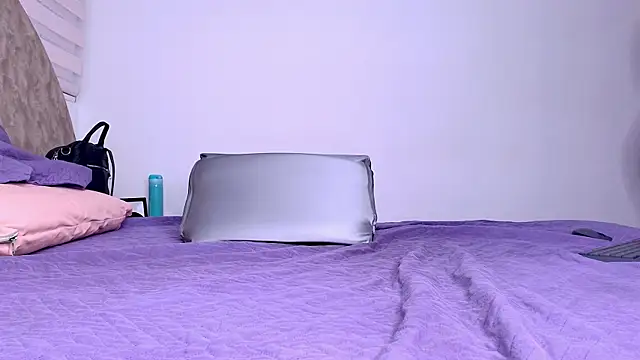  ebony-queen  online show from 01/14/26, 12:00