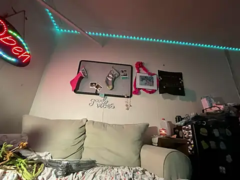 Snapshot of WhiteChocalate_69 chatting on 03/02/25, 11:07 WhiteChocalate 69 online show from 03/02/25, 11:07