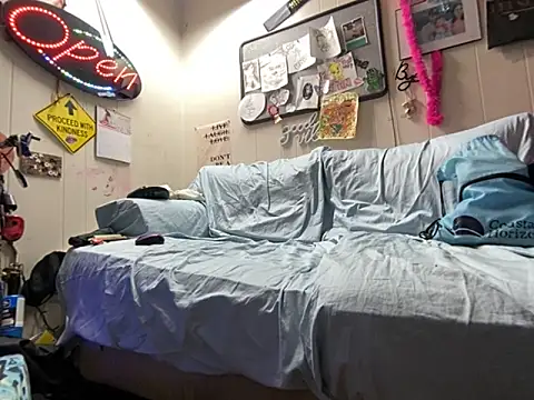 WhiteChocalate 69 online show from 11/25/25, 03:56