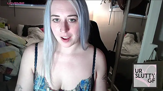 ursluttygf online show from 11/08/25, 10:08