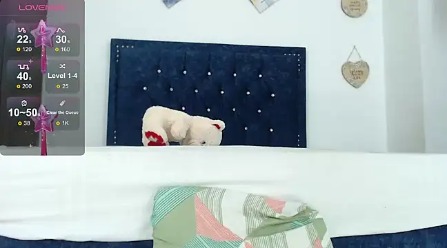 QueenSquirt  online show from 12/10/24, 08:27