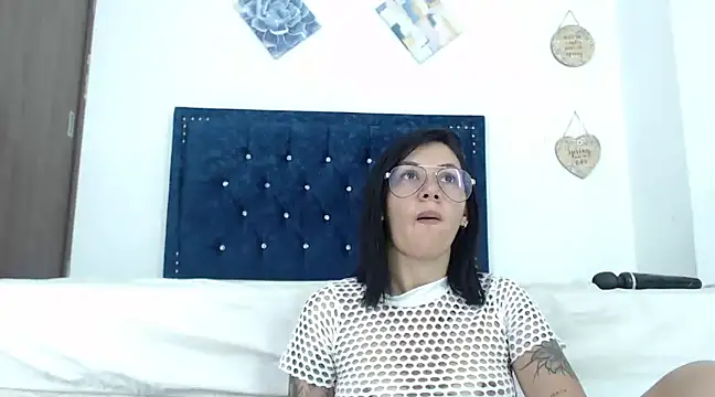 QueenSquirt  online show from 01/22/25, 08:06