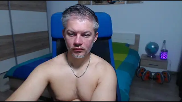 RobbyShawz online show from 10/27/25, 05:33