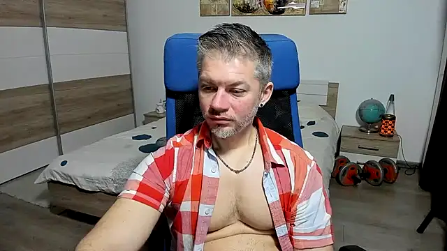 Snapshot of RobbyShawz chatting on 01/09/26, 05:32 RobbyShawz online show from 01/09/26, 05:32