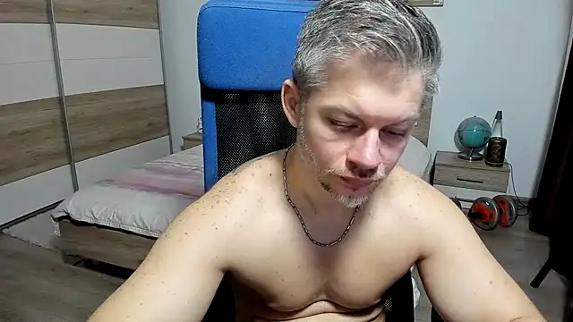 Snapshot of RobbyShawz chatting on 01/15/26, 08:52 RobbyShawz online show from 01/15/26, 08:52