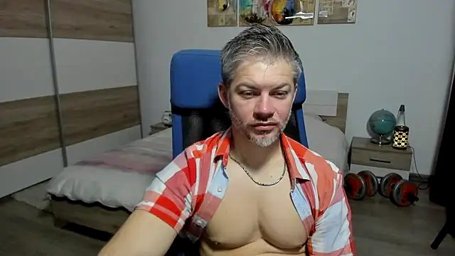 Snapshot of RobbyShawz chatting on 01/18/26, 07:34 RobbyShawz online show from 01/18/26, 07:34