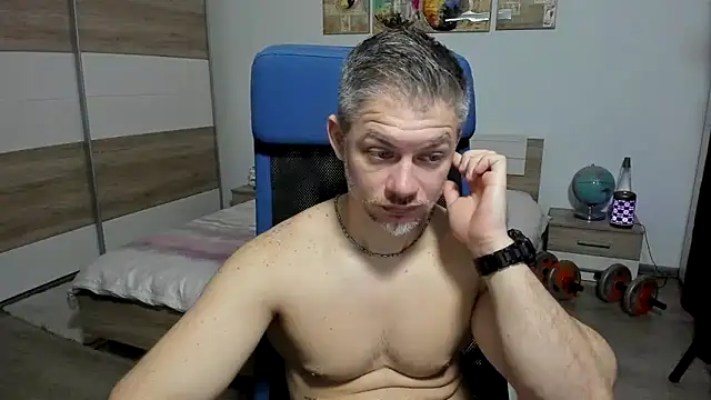 Snapshot of RobbyShawz chatting on 02/01/26, 05:39 RobbyShawz online show from 02/01/26, 05:39