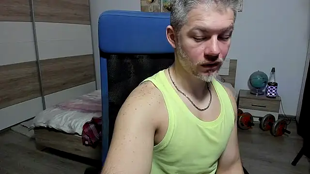 Snapshot of RobbyShawz chatting on 02/03/26, 06:40 RobbyShawz online show from 02/03/26, 06:40