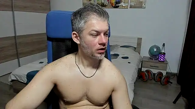 Snapshot of RobbyShawz chatting on 02/21/26, 05:52 RobbyShawz online show from 02/21/26, 05:52