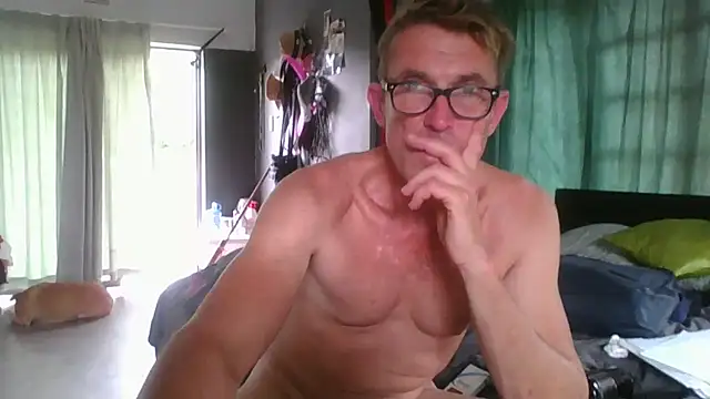 Snapshot of xykenrah@xh chatting on 03/13/25, 12:02 xykenrahxh online show from 03/13/25, 12:02