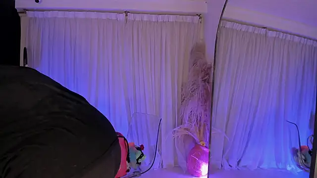 pamela doll3 online show from 11/24/25, 04:01