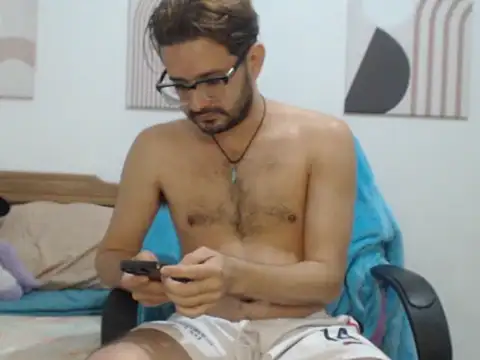 Snapshot of peterannaud chatting on 11/16/25, 12:00 peterannaud online show from 11/16/25, 12:00