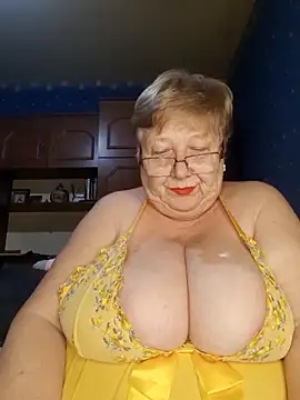 Lena Gaby online show from 12/02/25, 08:26