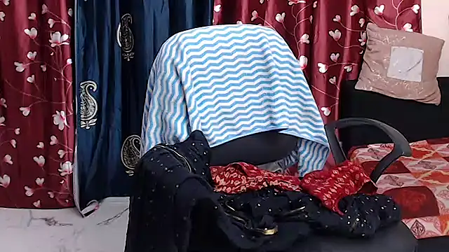 Snapshot of Naiaa-mylove chatting on 07/07/26, 06:38 Naiaa-mylove online show from 07/07/26, 06:38