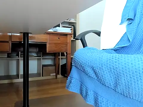 leccaleccafiga online show from 11/10/25, 04:17