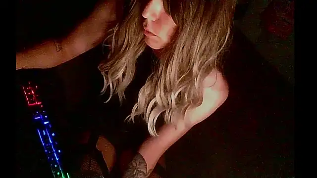 crystalxh online show from 10/07/25, 05:43