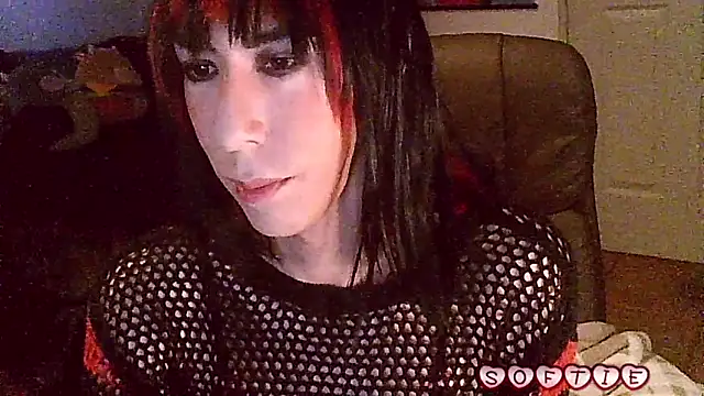 crystalxh online show from 11/05/25, 10:54