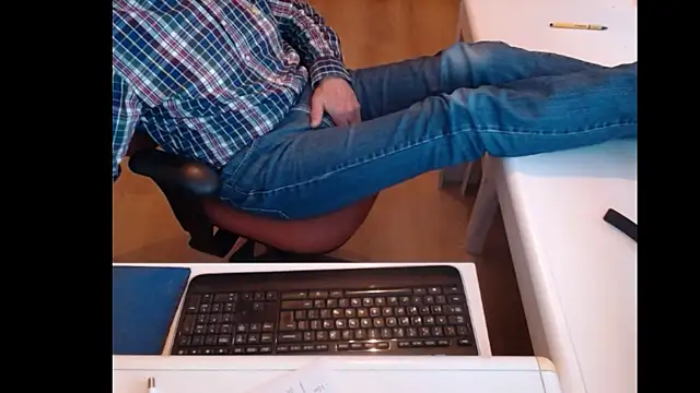 dutchpornking online show from 02/12/25, 03:27