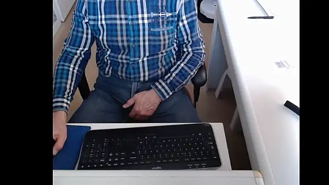 dutchpornking online show from 02/23/25, 12:59