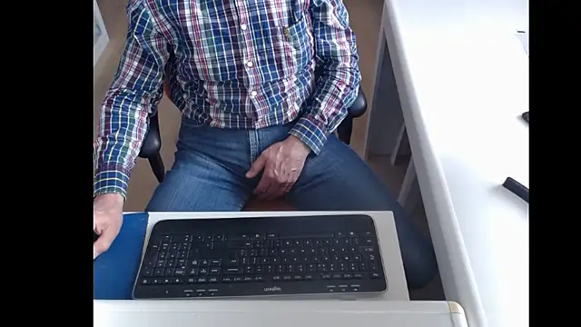 dutchpornking online show from 02/26/25, 12:14