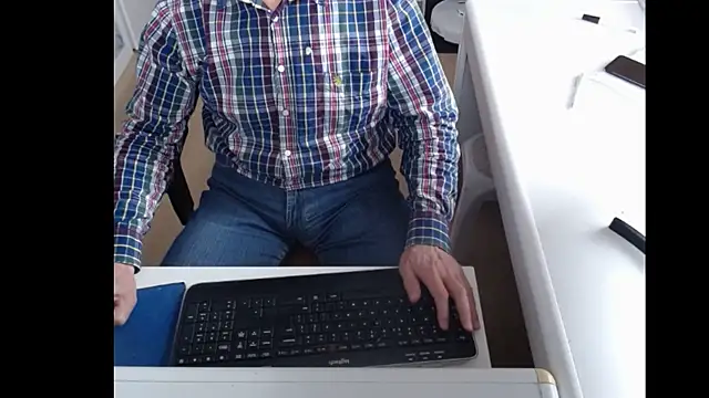 dutchpornking online show from 03/14/25, 11:34