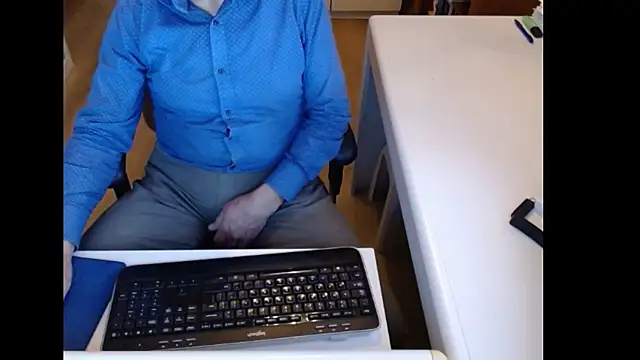 dutchpornking online show from 11/18/25, 08:08