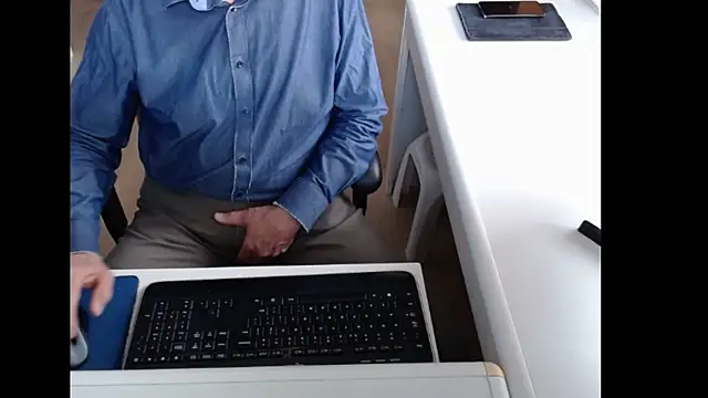 Snapshot of dutchpornking chatting on 04/24/26, 06:38 dutchpornking online show from 04/24/26, 06:38