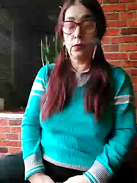 Chriss Tinaa online show from 02/05/25, 09:36