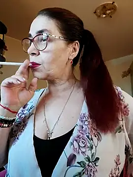 Chriss Tinaa online show from 03/07/25, 06:02