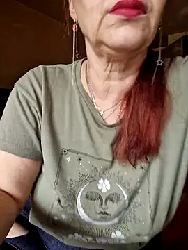 Snapshot of Chriss_Tinaa chatting on 05/20/26, 05:46 Chriss Tinaa online show from 05/20/26, 05:46