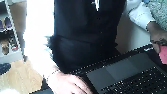 DUDURAxh online show from 11/26/25, 12:39