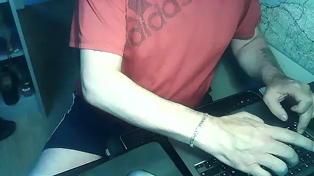 DUDURAxh online show from 11/30/25, 03:16