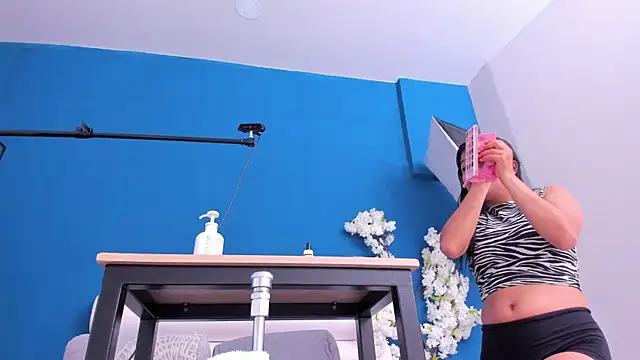 letty straus online show from 07/19/26, 11:03