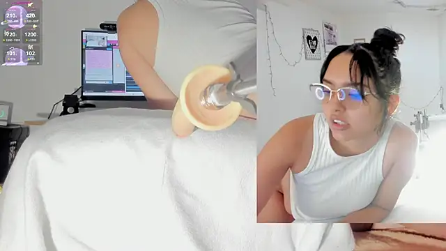 sofi velez online show from 11/20/25, 05:12