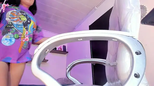 Snapshot of Catalinaa_martinez chatting on 01/26/25, 11:18 Catalinaa martinez online show from 01/26/25, 11:18