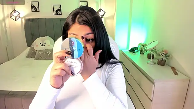 Snapshot of Catalinaa_martinez chatting on 09/11/25, 03:17 Catalinaa martinez online show from 09/11/25, 03:17