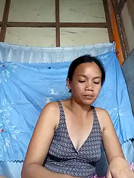 Snapshot of candy_baby1200 chatting on 10/04/25, 02:04 candy baby1200 online show from 10/04/25, 02:04