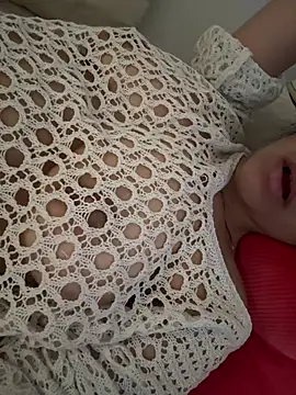 Prettylilgirll online show from 07/03/26, 05:30